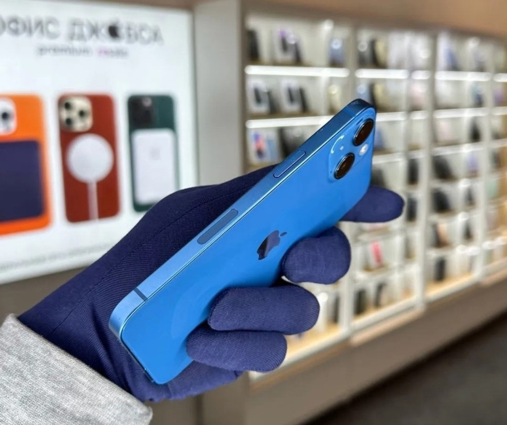 iPhone 13, 128 ГБ б/у