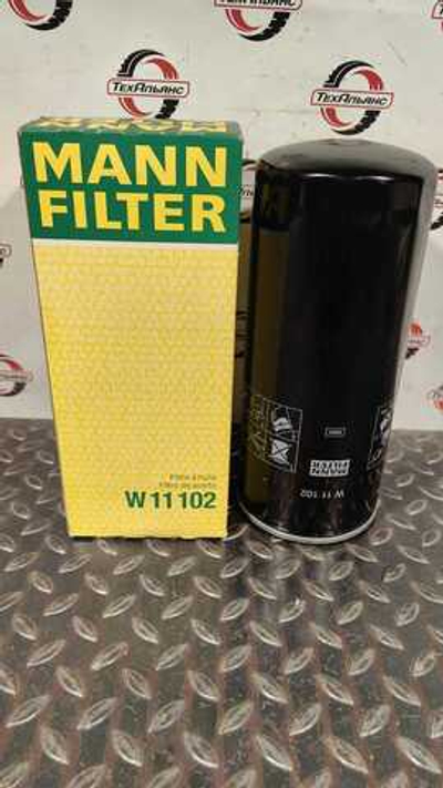 Фильтр масляный Mann Filter W11102