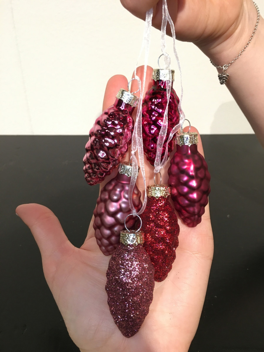 Набор елочных игрушек  48шт House of Seasons Шишки Ягодный смузи в ассортименте 2 вида