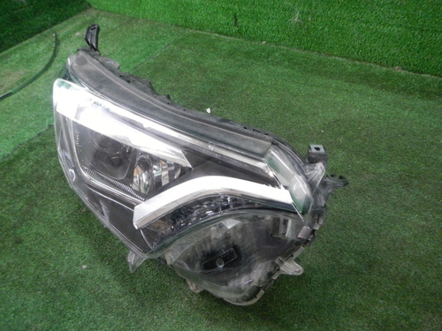 Фара правая Toyota RAV4 4 CA40 (2015-2019) LED