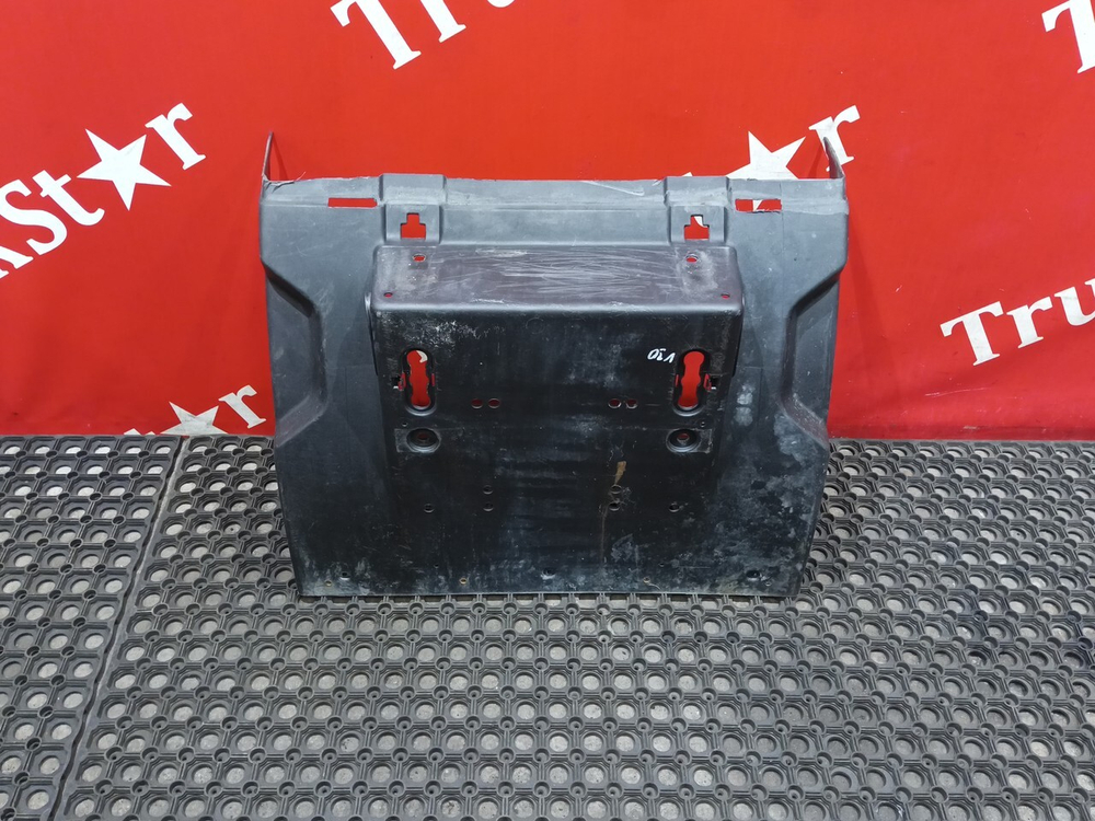 Крыло заднее передняя часть 2018г.