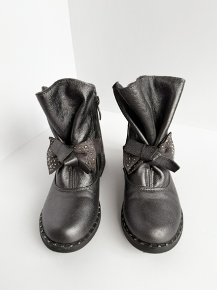 Ботинки кожаные, 28