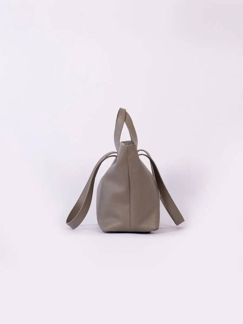 Сумка женская шоппер через плечо на ремне из кожи большая повседневная для женщины и мамы