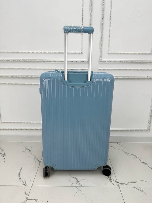 Дорожный чемодан Rimowa