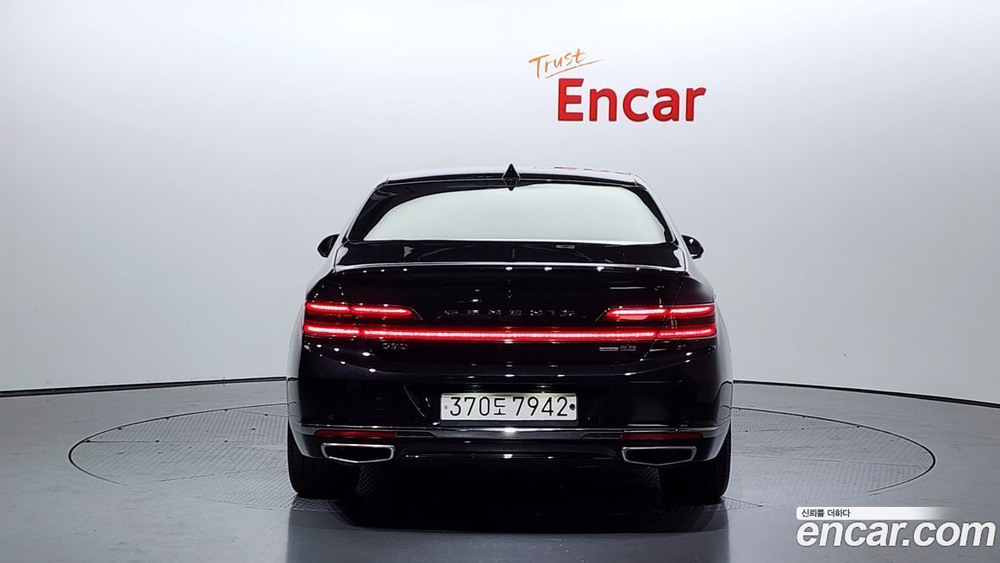 Genesis G90 3.8 AWD (12.2019)