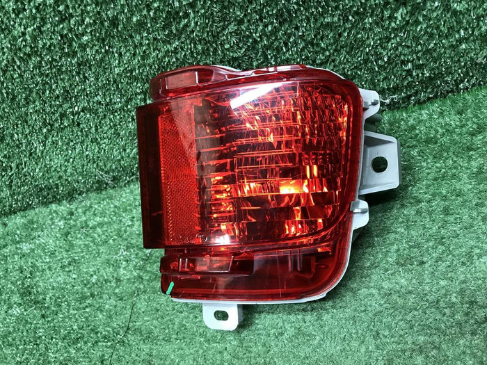 ПТФ правый Toyota Land Cruiser 200 (2015-2021)