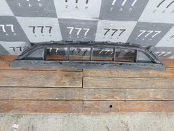 Решетка переднего бампера Mercedes E (W213) 20-23 Б/У Оригинал A2138858804