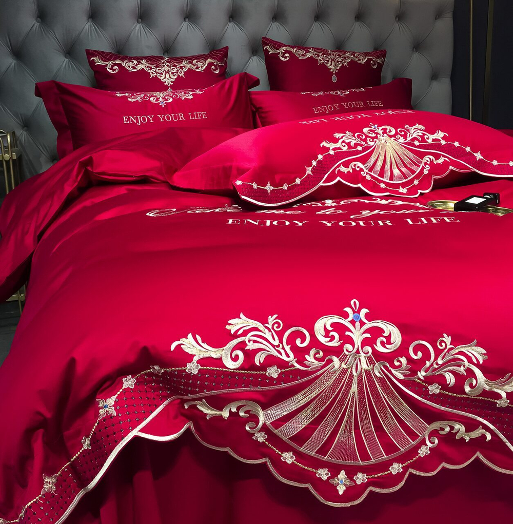Постельное белье Сатин Гладкокрашеный Вышивка Делюкс DHC002