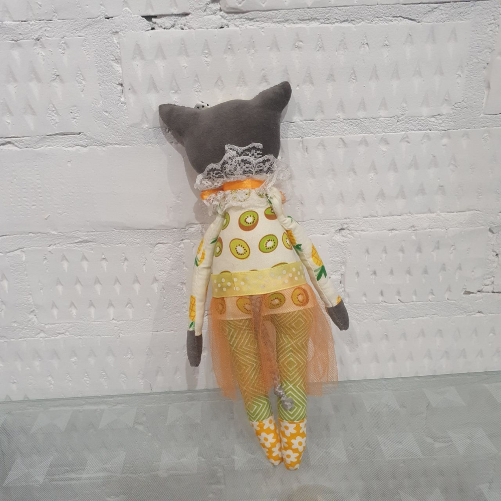 Игрушка "Кошка в платье "Киви"