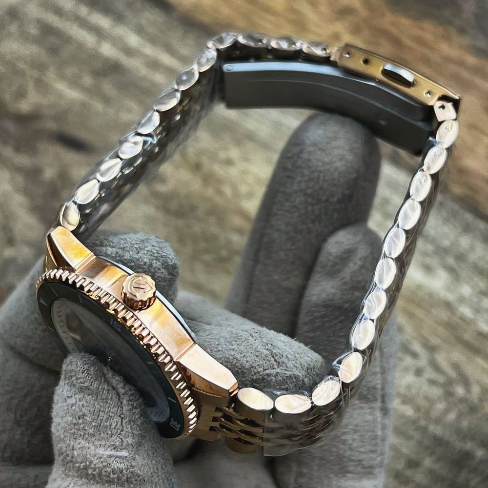 Часы Rado