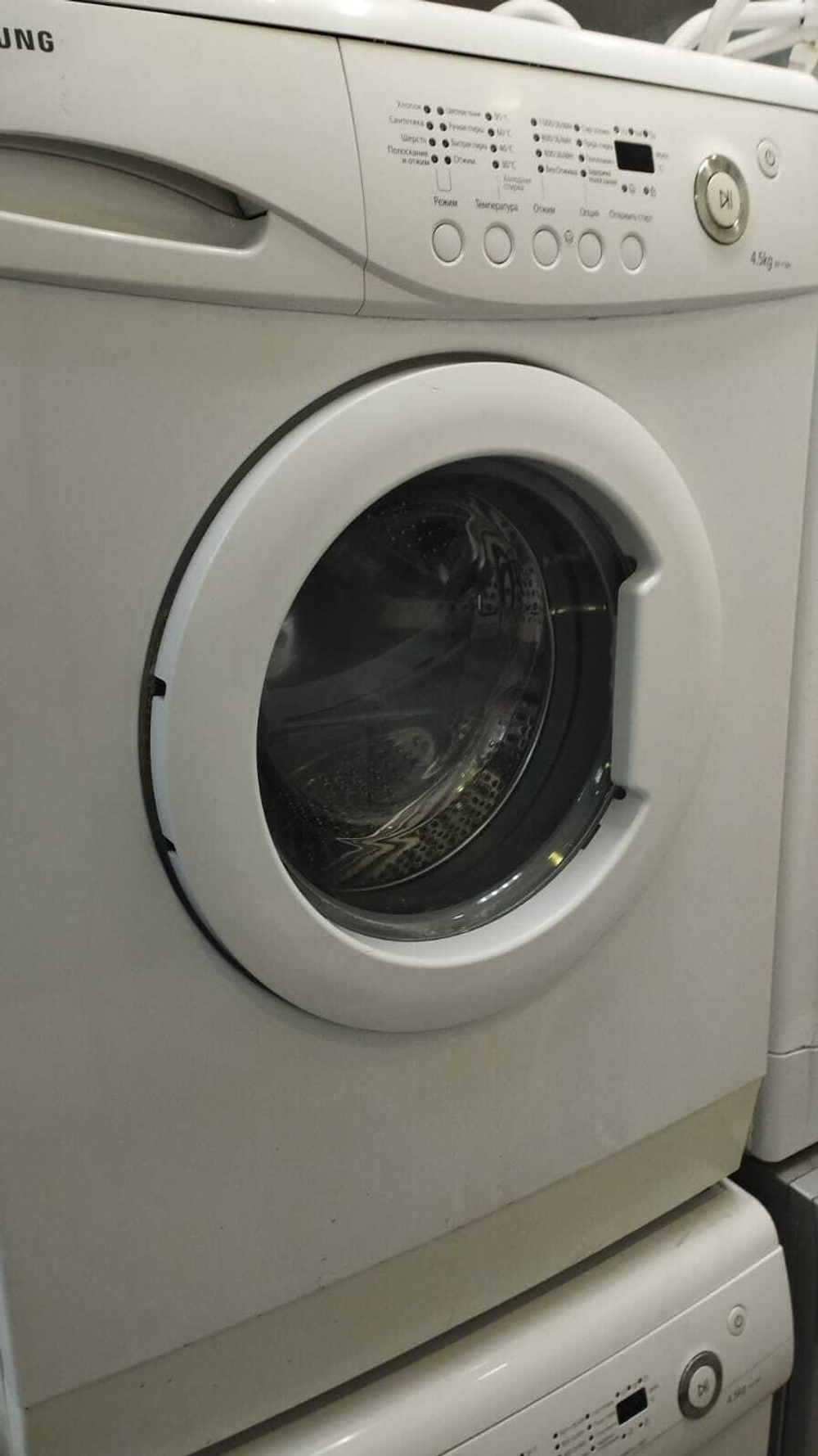 Стиральная машина Samsung WF-F1061 б/у