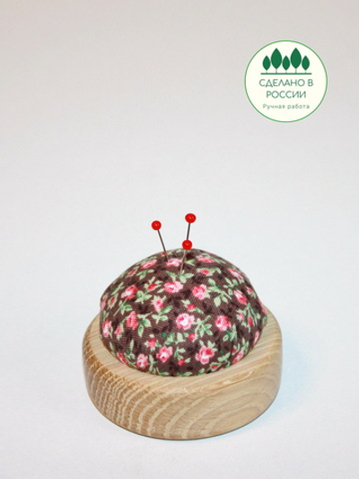 Игольница 6см деревянная из дуба с подушечкой для иголок