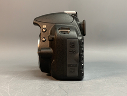 Nikon D3100 Kit 18-55mm 564 кадров