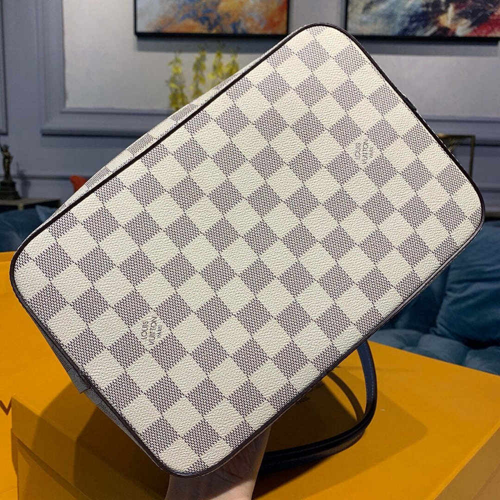 Louis Vuitton NeoNoe MM