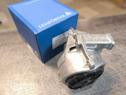 Опора двигателя LMI правая AUDI a (b8) a6(c7)/a8 q5 2008-12