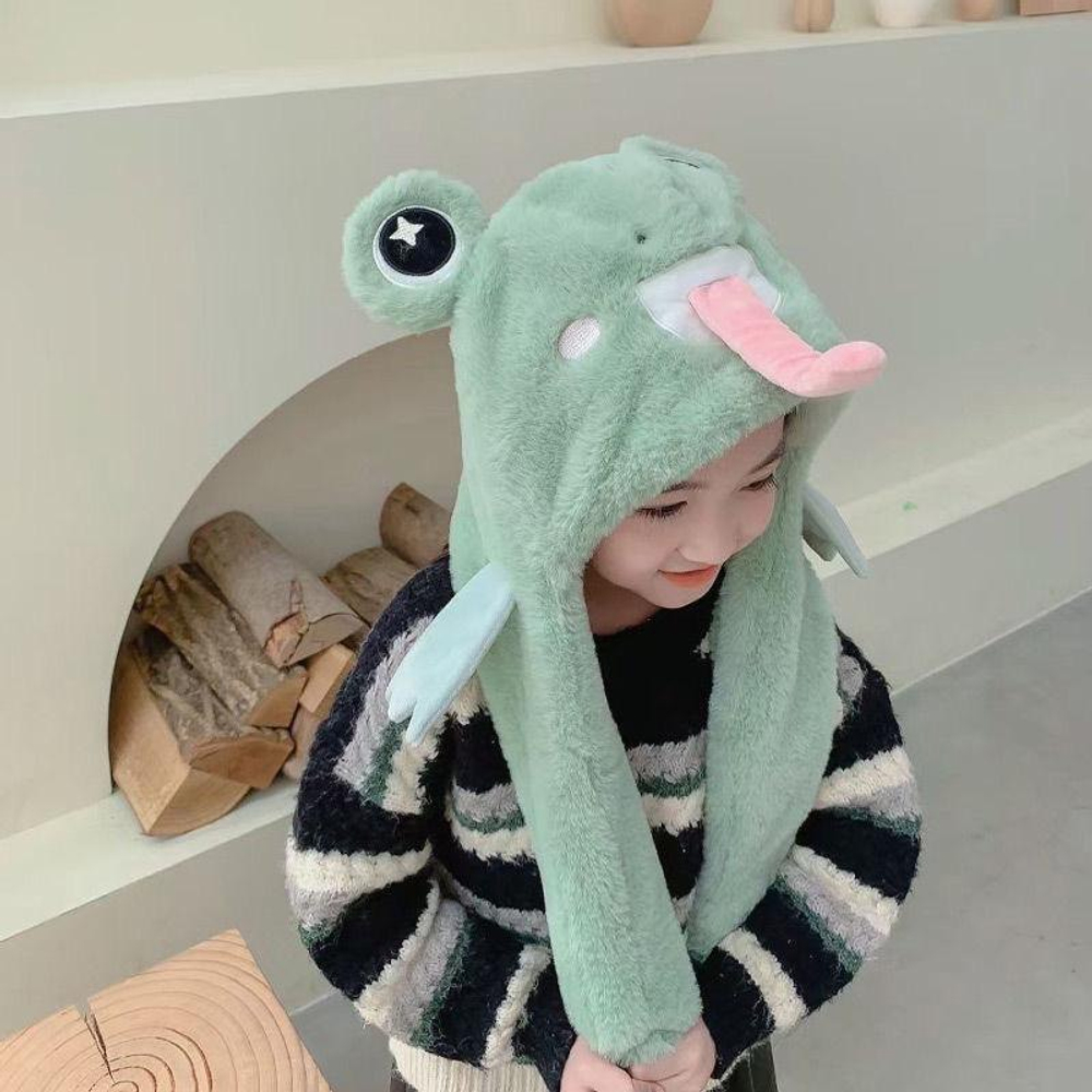 Плюшевая шапка Зверята