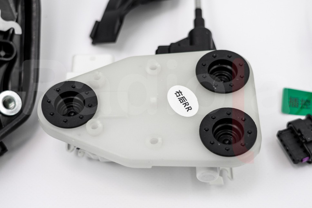 Автоматические доводчики на 4 двери для BMW X6 (F16/G06/F86) 2015-2022 - Radiola RDL-SAA-Z03