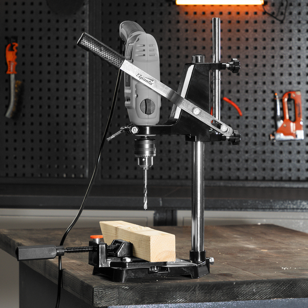 Станок для крепления дрели с тисками// Sparta