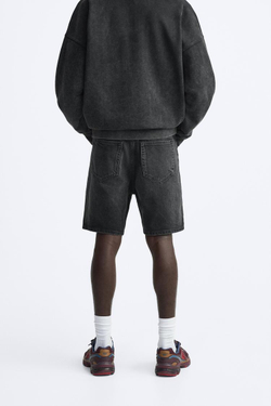 ZARA БАЗОВЫЕ ДЖИНСОВЫЕ ШОРТЫ, УГОЛЬНЫЙ