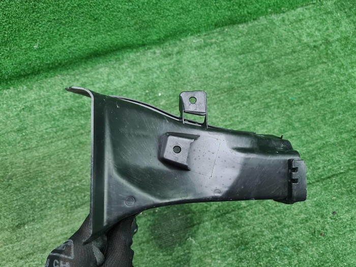 Воздуховод радиатора BMW 3er G20 (2018-2022)