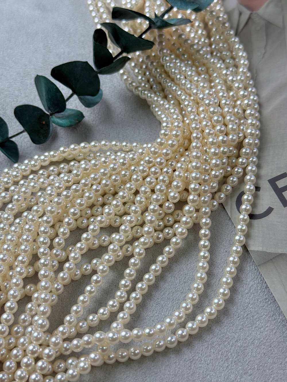 Жемчуг Premium "Крем-брюле" 4 мм, нить 40 см