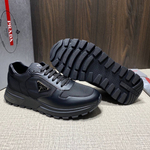 Кроссовки Prada