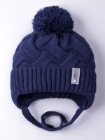 Шапка вязаная демисезонная на завязках для детей