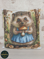 Декоративный гобеленовый чехол для интерьерной подушки Ежиха Татьяна 38*38