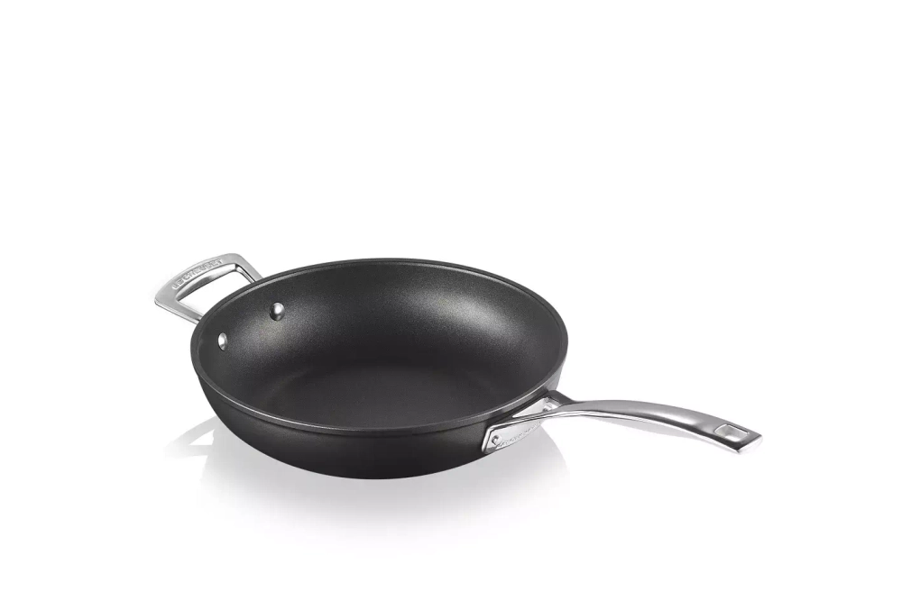Le Creuset - Сковорода PRO с антипригарным покрытием 26см. / артикул   51101260010202  / GTIN 630870273008