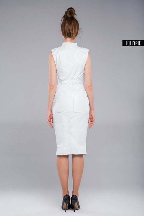 Платье кожаное белое