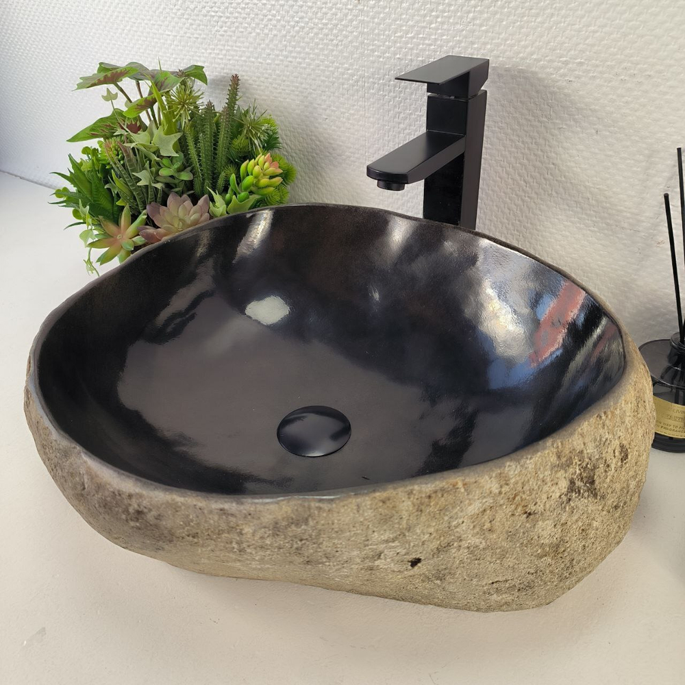Раковина из речного камня RS-65395 50*42*15 0861