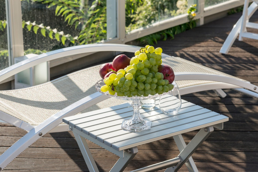 Столик металлический складной кофейный Magnani Small Table, серебристый