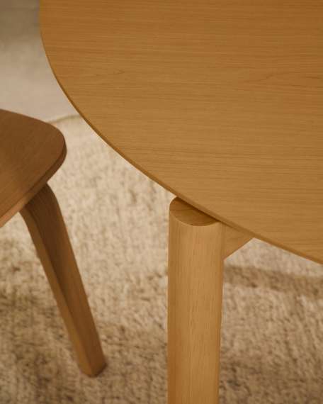 Стол Indara Ø100 см, из шпона и каучукового дерева с натуральной отделкой 