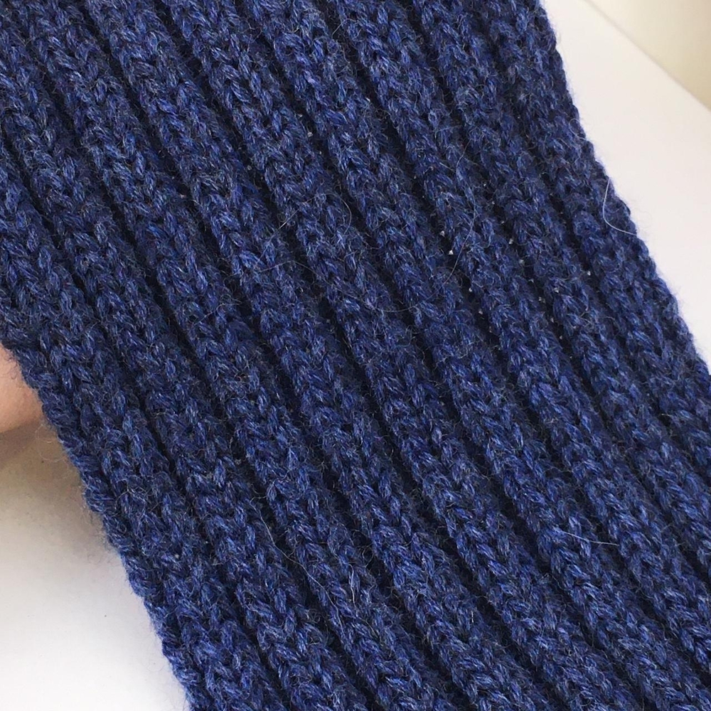 LOUVRE - CARIAGGI for Brunello Cucinelli; 90% меринос, 10% кашемир; 3000м/100гр; part.69599; сol.2568, цвет: синий; ТОЛЬКО!! бобинки: 99, 192 гр