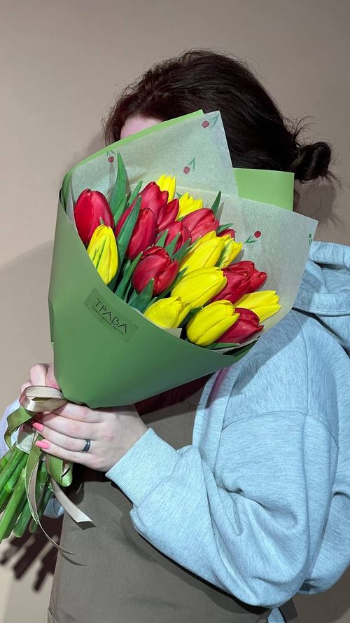 Букет "8 марта" Тюльпаны 19шт