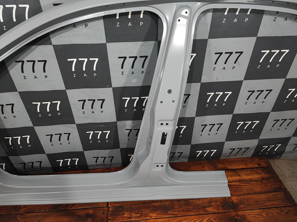 Боковина левая Rapid 2, Polo 6 20-нв Новая Оригинал 60U809605