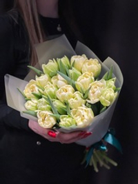 21 пионовидный тюльпан