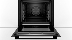 Встраиваемый электрический духовой шкаф Bosch HRG8769C7