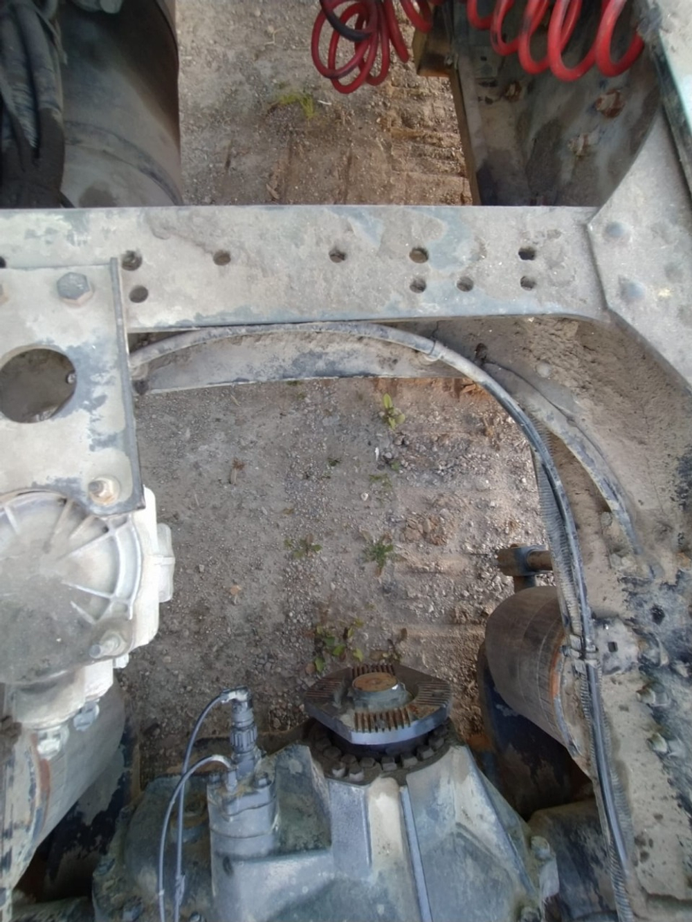 FAW JH6 6x4 Седельный тягач CA4250P25K15T1NE5A80 (Газовый, 12,5 л, 430 л.с., МТ)