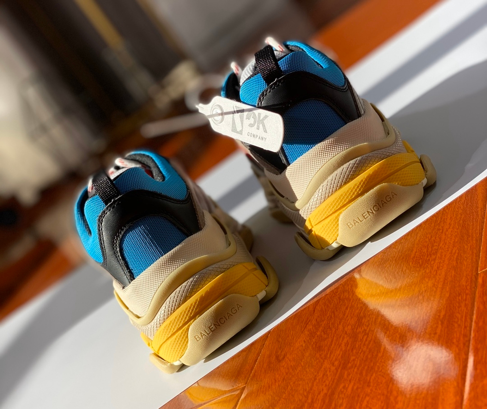 Balenciaga Triple S
