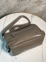 Сумка-мессенджер Prada