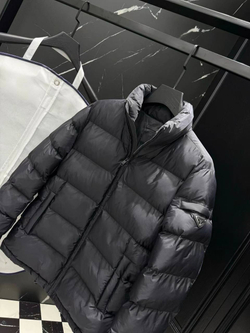 Пуховик Prada