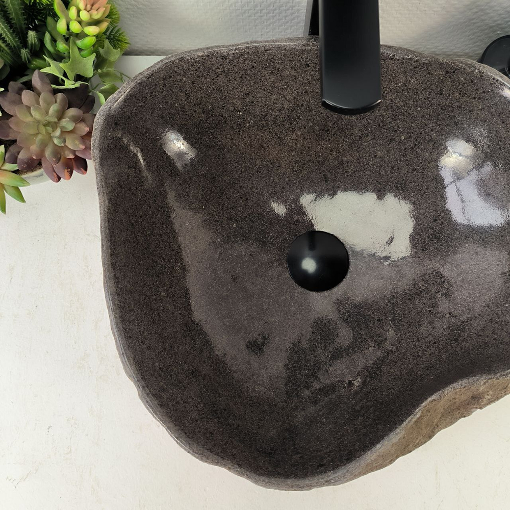 Раковина из речного камня RS-65052 43*38*15 0861
