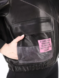 Кожаная куртка демисезонная с капюшоном