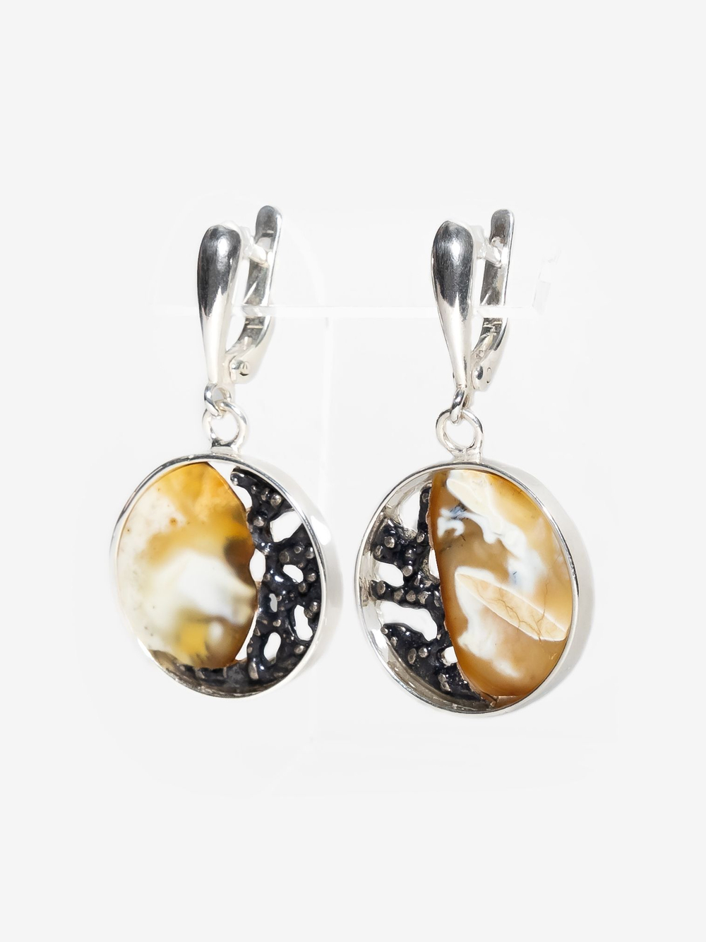 Уникальный серебряный комплект с цельным пейзажным янтарем, серебро 925 пробы