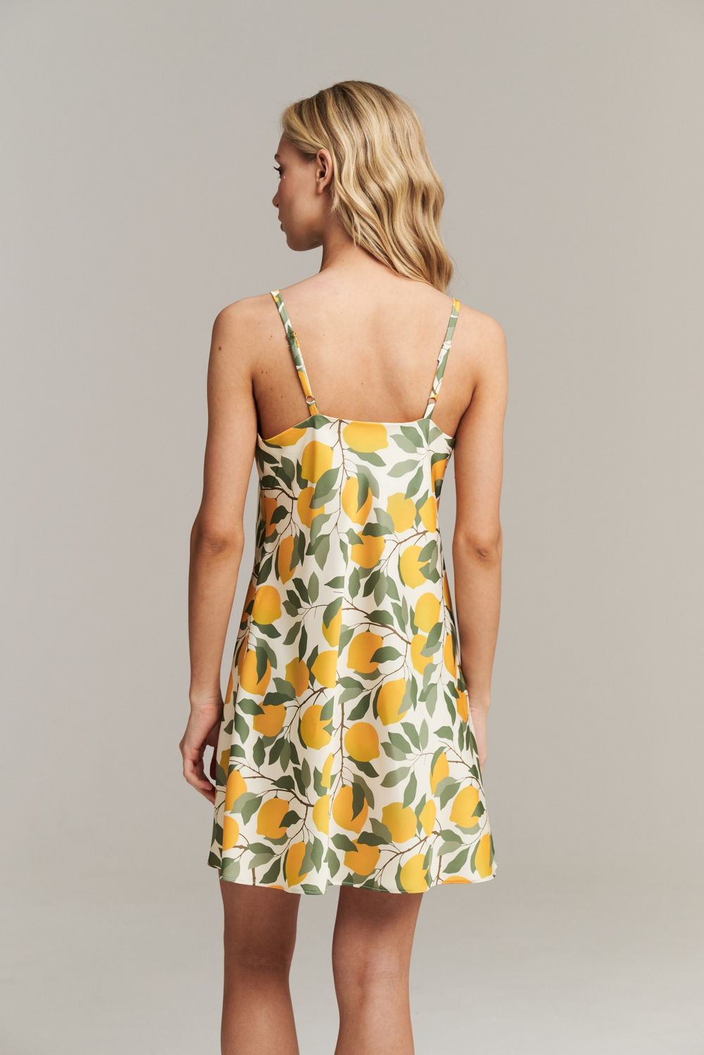 Шелковая комбинация с лимонами