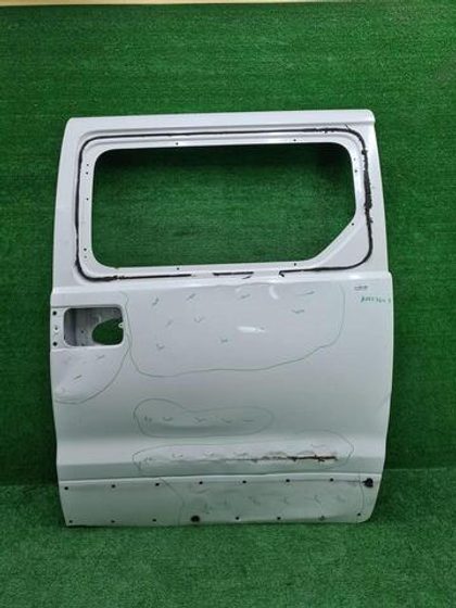 Дверь сдвижная левая Hyundai Grand Starex H1 07-21