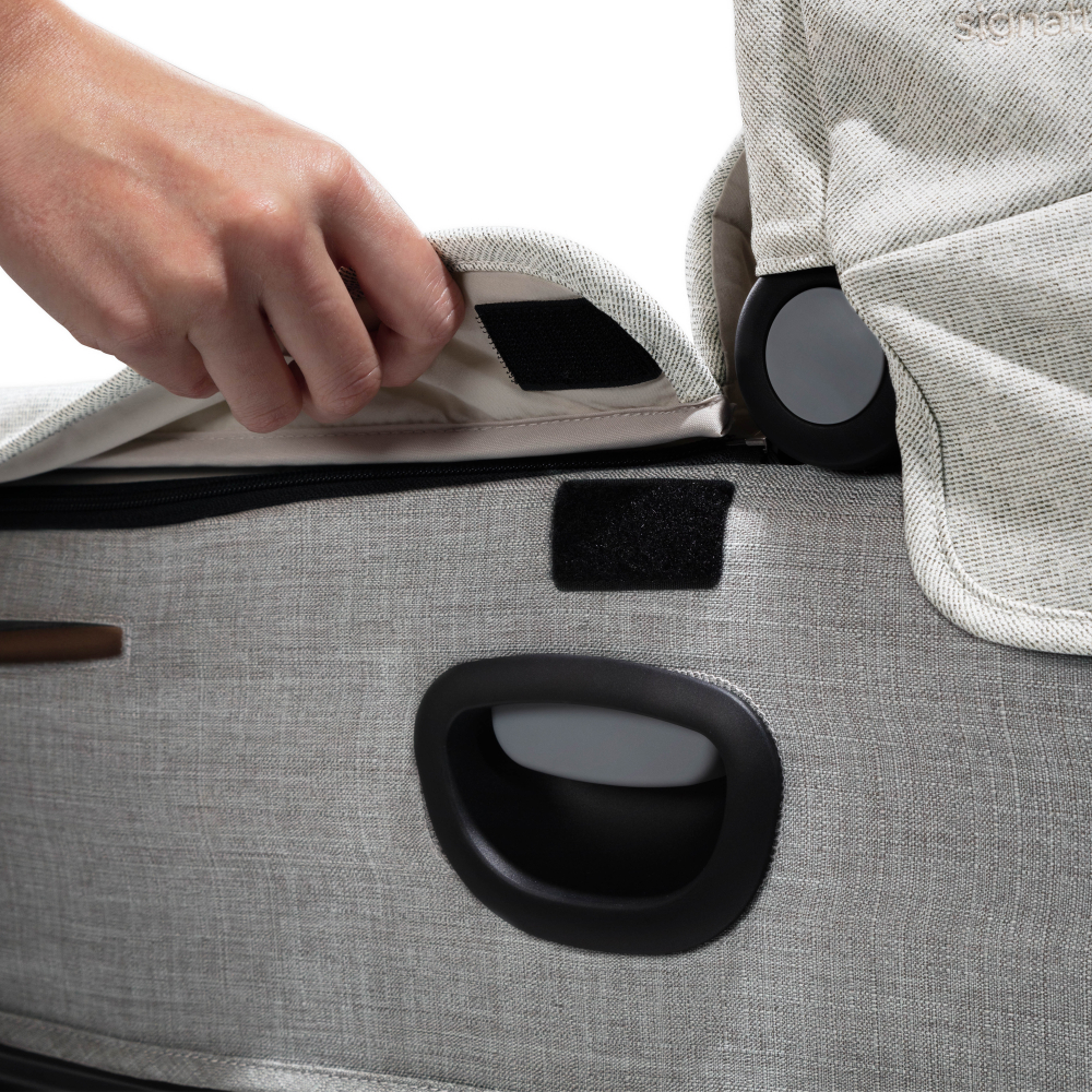 Детское автокресло Joie Calmi