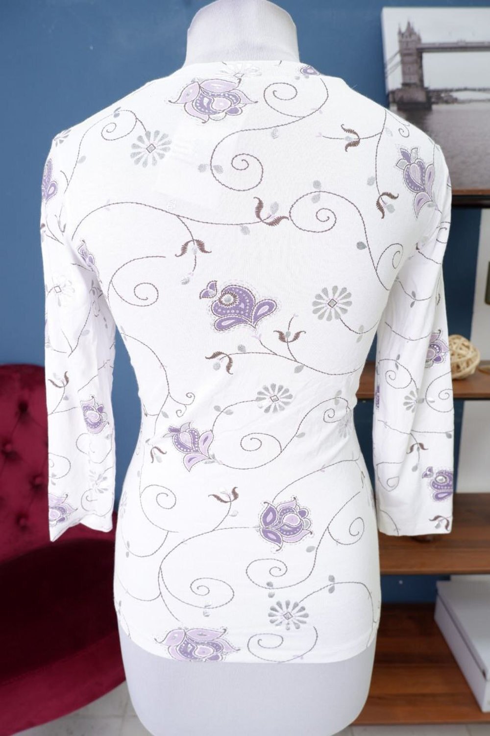 Джемпер Sisley с вырезом 42 размер