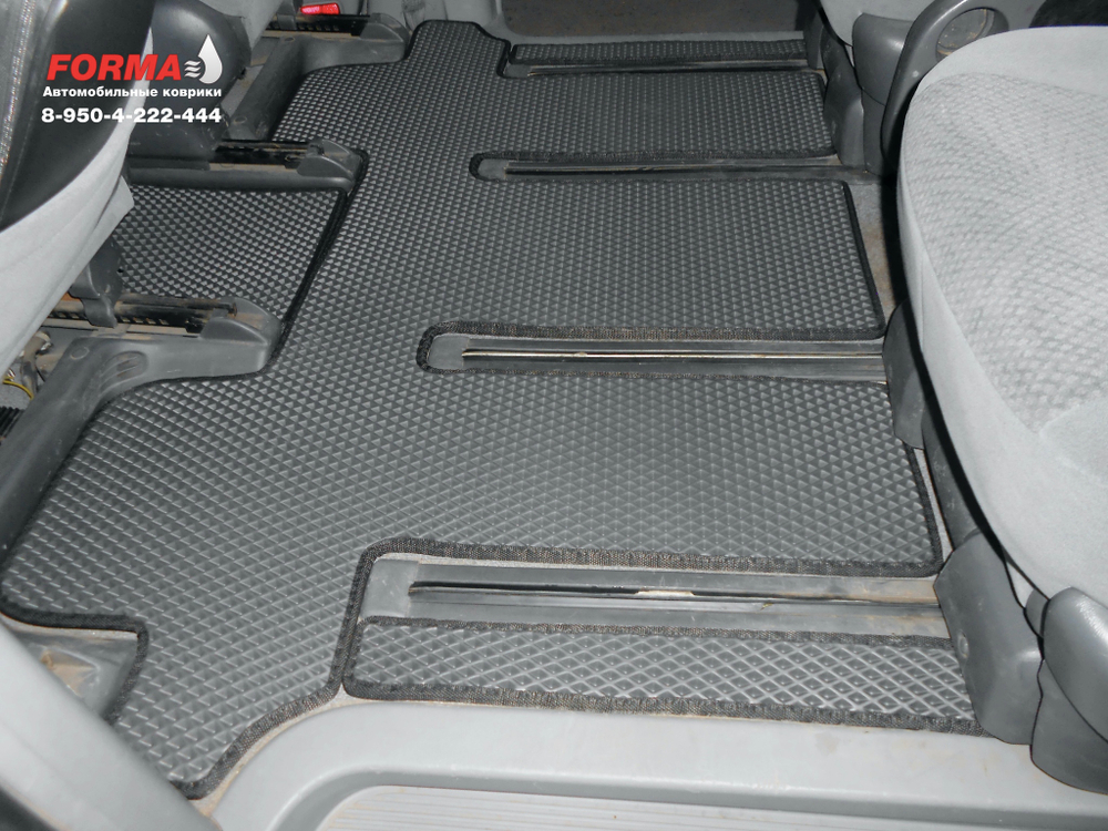 Toyota Estima 2 поколение AHR10, XR30, XR40 (01.2000 - 12.2005) комплектация с отдельными креслами